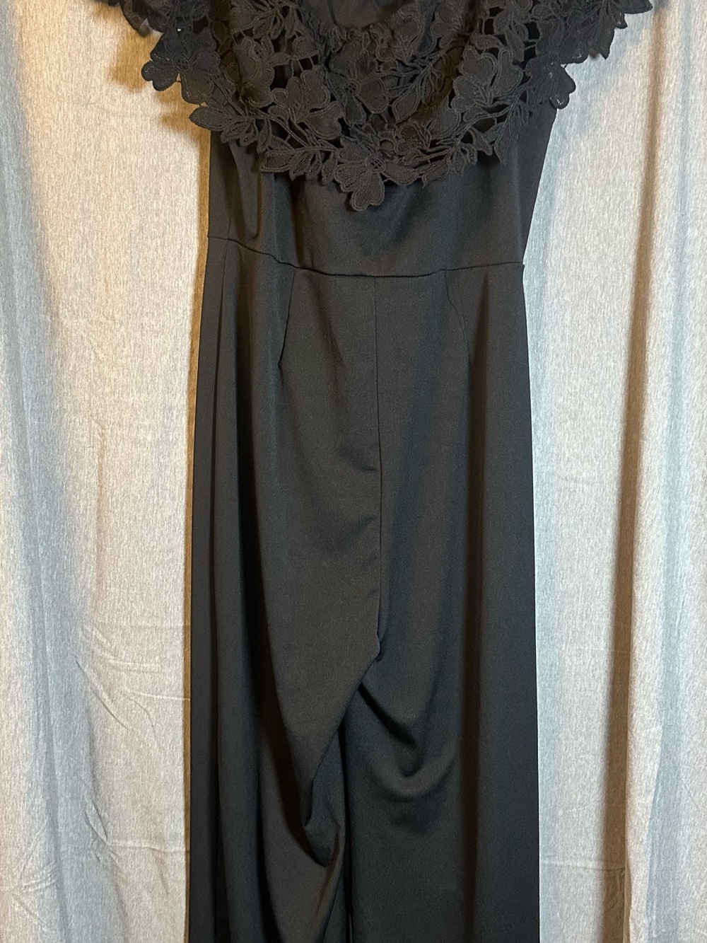 Elegant Black Lace-Trim Women’s Dress